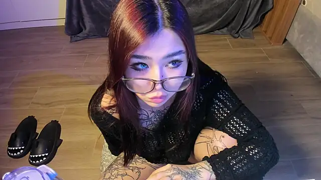 Snapshot of Yuriko_May chatting on March 7, 2025, 7:38 pm Yuriko May online show from March 7, 2025, 7:38 pm