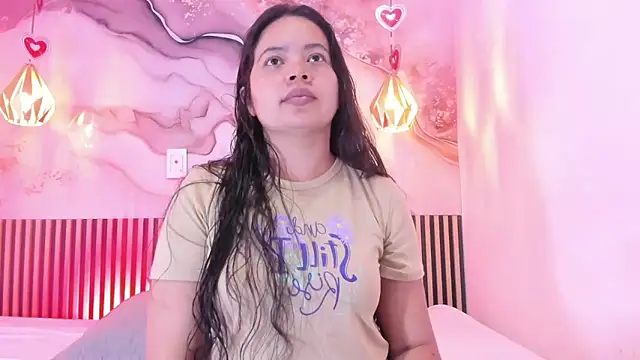 EvelynSweet1 online show from April 16, 2026, 7:14 pm