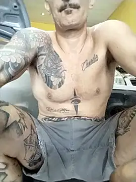 rolesexy online show from April 11, 2026, 5:27 pm