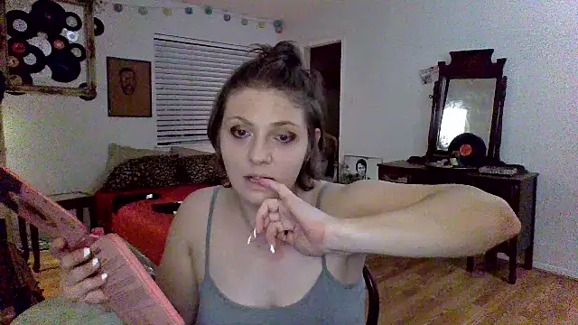 sophiarica online show from April 11, 2026, 3:25 am