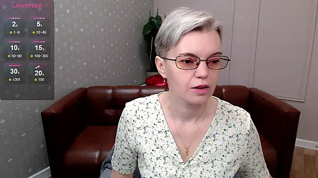 Cutie Erikaa1 online show from April 3, 2026, 2:18 am