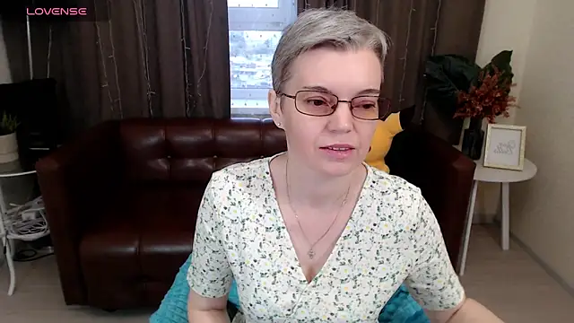 Cutie Erikaa1 online show from September 10, 2025, 2:32 am