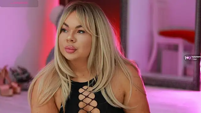 MissLilaa online show from March 13, 2025, 5:28 pm