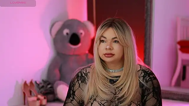 MissLilaa online show from March 22, 2025, 5:41 pm