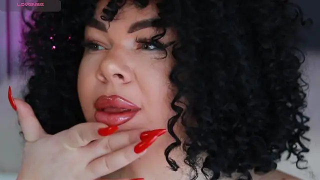 MissLilaa online show from January 12, 2025, 9:40 am