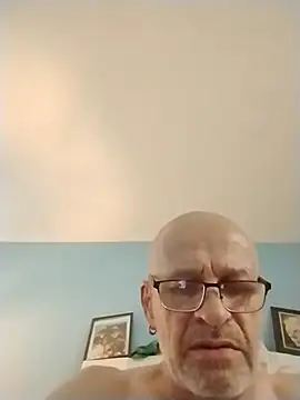 Snapshot of geilerschwanz64 chatting on April 24, 2026, 5:09 am geilerschwanz64 online show from April 24, 2026, 5:09 am