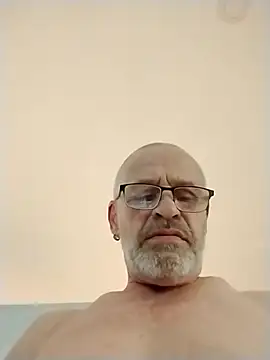 Snapshot of geilerschwanz64 chatting on May 5, 2026, 2:58 am geilerschwanz64 online show from May 5, 2026, 2:58 am