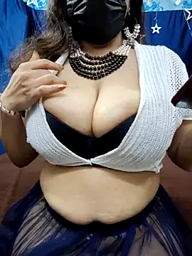 XXHOTSEX69 online show from October 6, 2025, 6:08 pm