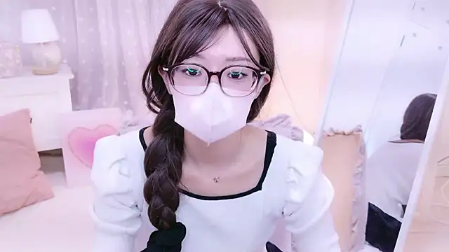 NAMI s2 online show from September 11, 2025, 1:55 pm