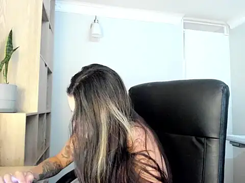 Snapshot of AmandaCallum chatting on May 31, 2026, 8:09 pm AmandaCallum online show from May 31, 2026, 8:09 pm