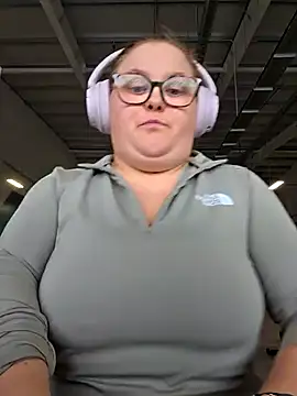 Tallulah-mae-xoxox online show from April 15, 2026, 2:10 pm