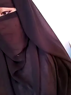 Sexy-divorced-woman online show from February 10, 2025, 9:14 am