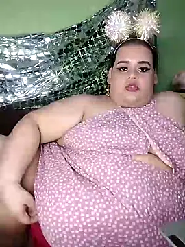 GeovanaLiveHot online show from December 31, 2024, 8:15 am