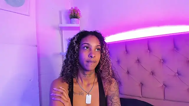 Triipsy online show from March 6, 2025, 10:36 pm