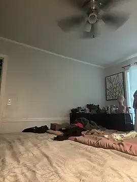 camiliaskye online show from September 17, 2025, 2:19 pm