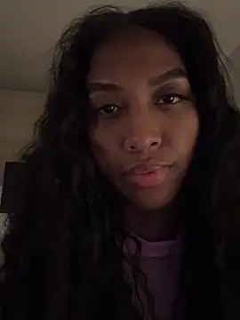 IamCrystal2 online show from December 23, 2024, 8:14 pm