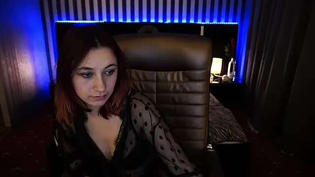 Roxy Rayy online show from March 5, 2025, 4:45 am