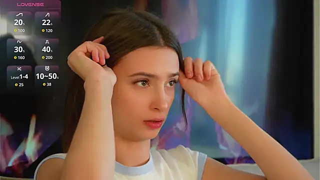 Snapshot of EvaLung777 chatting on November 5, 2025, 8:39 am EvaLung777 online show from November 5, 2025, 8:39 am