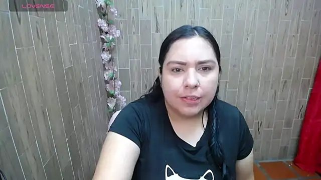 solyeria online show from September 21, 2025, 12:16 am