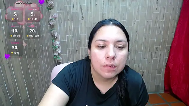 solyeria online show from December 21, 2025, 2:57 am