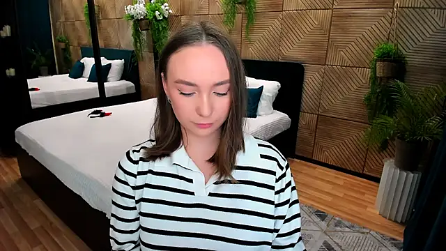 TrueReincarnation online show from October 2, 2025, 10:18 am