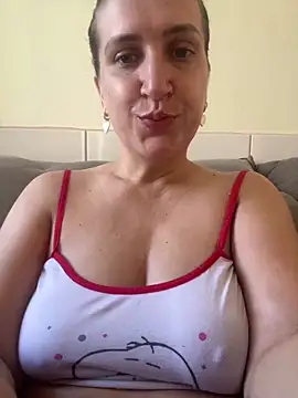 Bia sexynovaes online show from March 28, 2026, 1:45 pm