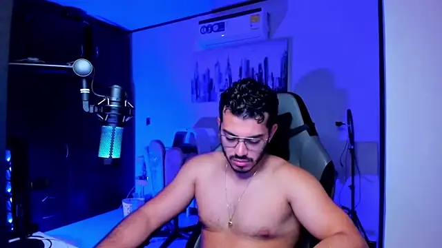 Snapshot of BrunoD31 chatting on November 25, 2025, 3:51 am BrunoD31 online show from November 25, 2025, 3:51 am