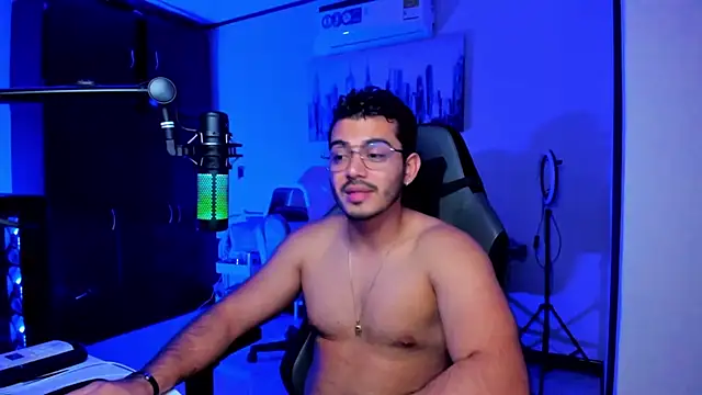 Snapshot of BrunoD31 chatting on November 13, 2025, 3:10 am BrunoD31 online show from November 13, 2025, 3:10 am