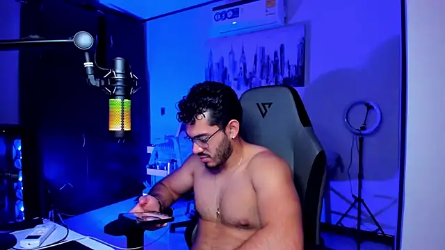 Snapshot of BrunoD31 chatting on November 21, 2025, 1:59 am BrunoD31 online show from November 21, 2025, 1:59 am