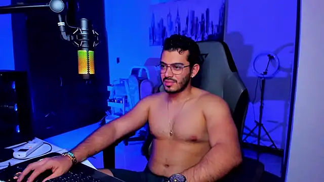 Snapshot of BrunoD31 chatting on November 22, 2025, 4:33 am BrunoD31 online show from November 22, 2025, 4:33 am