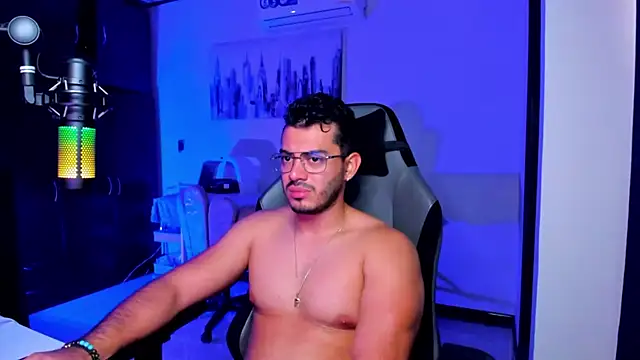 Snapshot of BrunoD31 chatting on October 20, 2025, 4:07 pm BrunoD31 online show from October 20, 2025, 4:07 pm