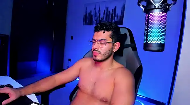 Snapshot of BrunoD31 chatting on January 8, 2025, 3:51 am BrunoD31 online show from January 8, 2025, 3:51 am