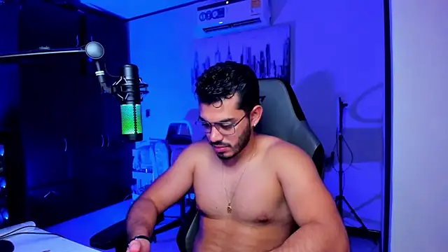 Snapshot of BrunoD31 chatting on November 7, 2025, 4:06 am BrunoD31 online show from November 7, 2025, 4:06 am