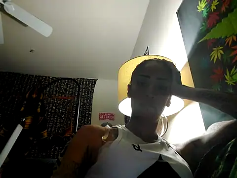 Snapshot of SexiiiMexiii chatting on December 31, 2024, 2:19 am SexiiiMexiii online show from December 31, 2024, 2:19 am
