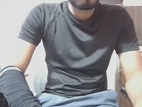 KissesBoyAD online show from October 26, 2025, 6:41 pm