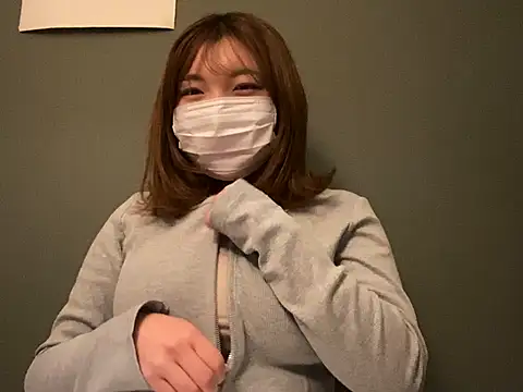  Yui  online show from January 14, 2025, 10:59 am