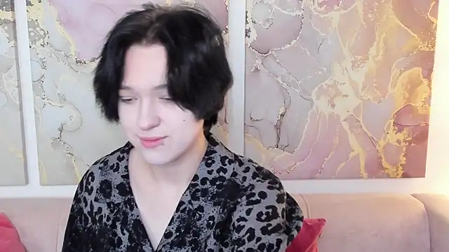 fiamoory online show from October 4, 2025, 1:07 am