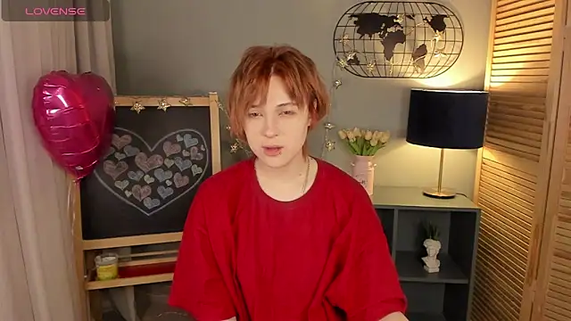 fiamoory online show from March 1, 2025, 1:11 am