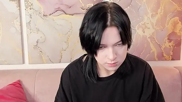 fiamoory online show from September 26, 2025, 7:48 am