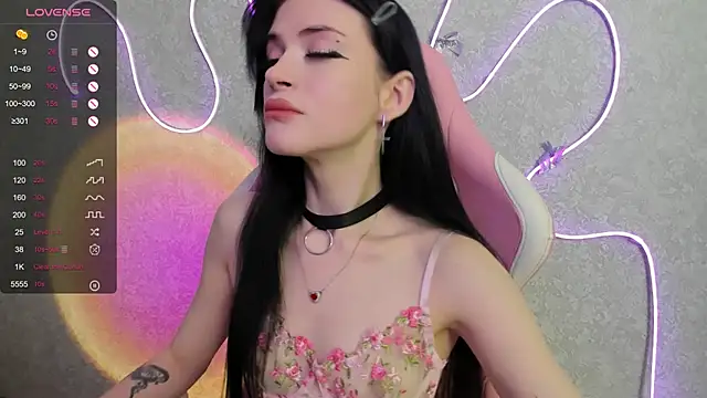 Molly Crystall online show from July 5, 2026, 3:55 am