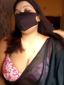 Radhikadavi879 online show from January 13, 2026, 8:29 am