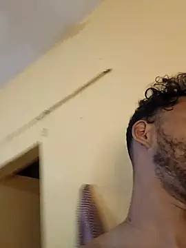 Snapshot of Radhikadavi879 chatting on November 28, 2025, 9:48 pm Radhikadavi879 online show from November 28, 2025, 9:48 pm