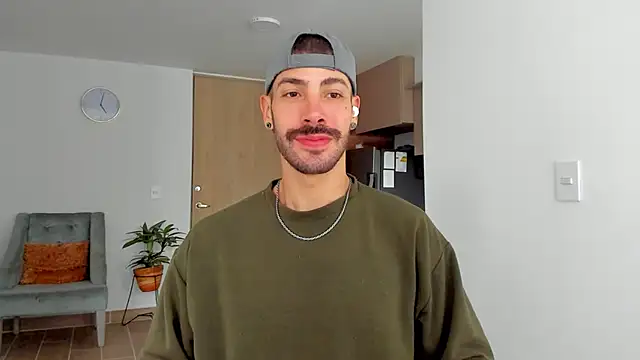 Guyinthemountain online show from December 24, 2024, 12:00 pm