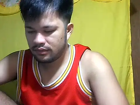 Snapshot of HairyHottestpinoyHandsome chatting on July 11, 2026, 12:44 am HairyHottestpinoyHandsome online show from July 11, 2026, 12:44 am