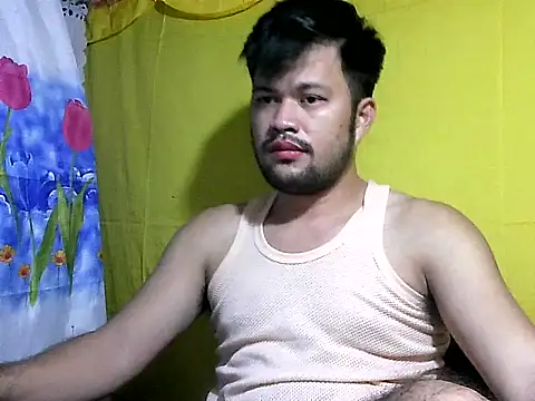 Snapshot of HairyHottestpinoyHandsome chatting on May 30, 2026, 2:44 pm HairyHottestpinoyHandsome online show from May 30, 2026, 2:44 pm