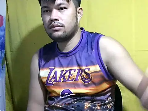 Snapshot of HairyHottestpinoyHandsome chatting on May 23, 2026, 4:39 pm HairyHottestpinoyHandsome online show from May 23, 2026, 4:39 pm
