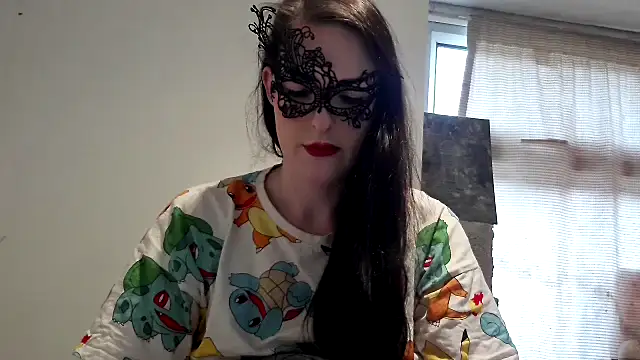 Snapshot of LexiSnowUK chatting on February 17, 2025, 10:07 am LexiSnowUK online show from February 17, 2025, 10:07 am