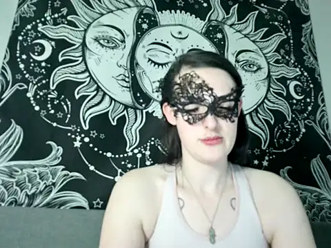 Snapshot of LexiSnowUK chatting on February 5, 2025, 9:25 am LexiSnowUK online show from February 5, 2025, 9:25 am