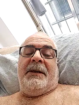 Satiro Sevilla online show from September 24, 2025, 3:18 pm