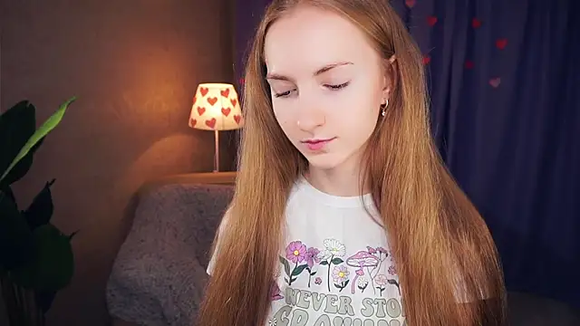 EsmaCarll online show from March 1, 2025, 8:21 pm